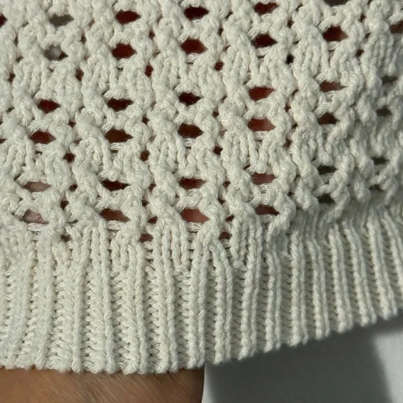 #7) Universal Thread sleeveless knit top M - Picture 5 of 6